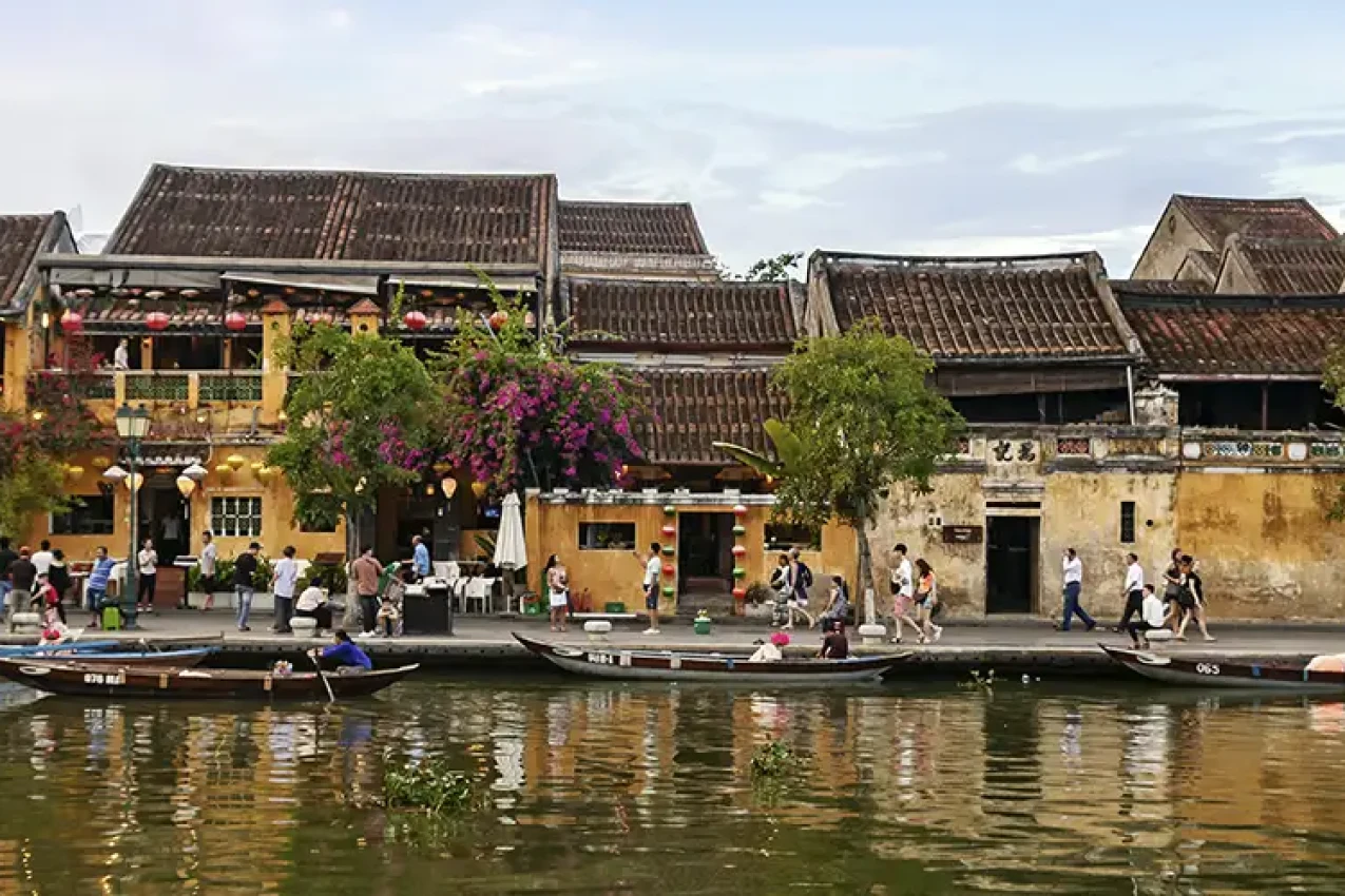 vietna-hanoi-a-hoi an-banner
